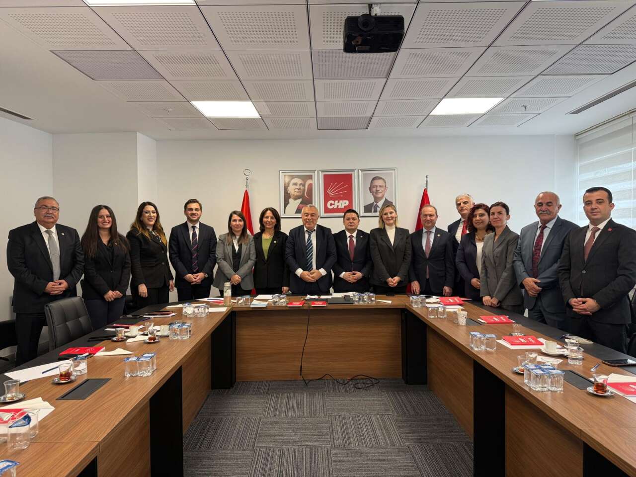 CHP YDK’da İlk Toplantı,  Bodrum’dan YDK'ya giren Remzi Kazmaz Başkanlık Etti 1